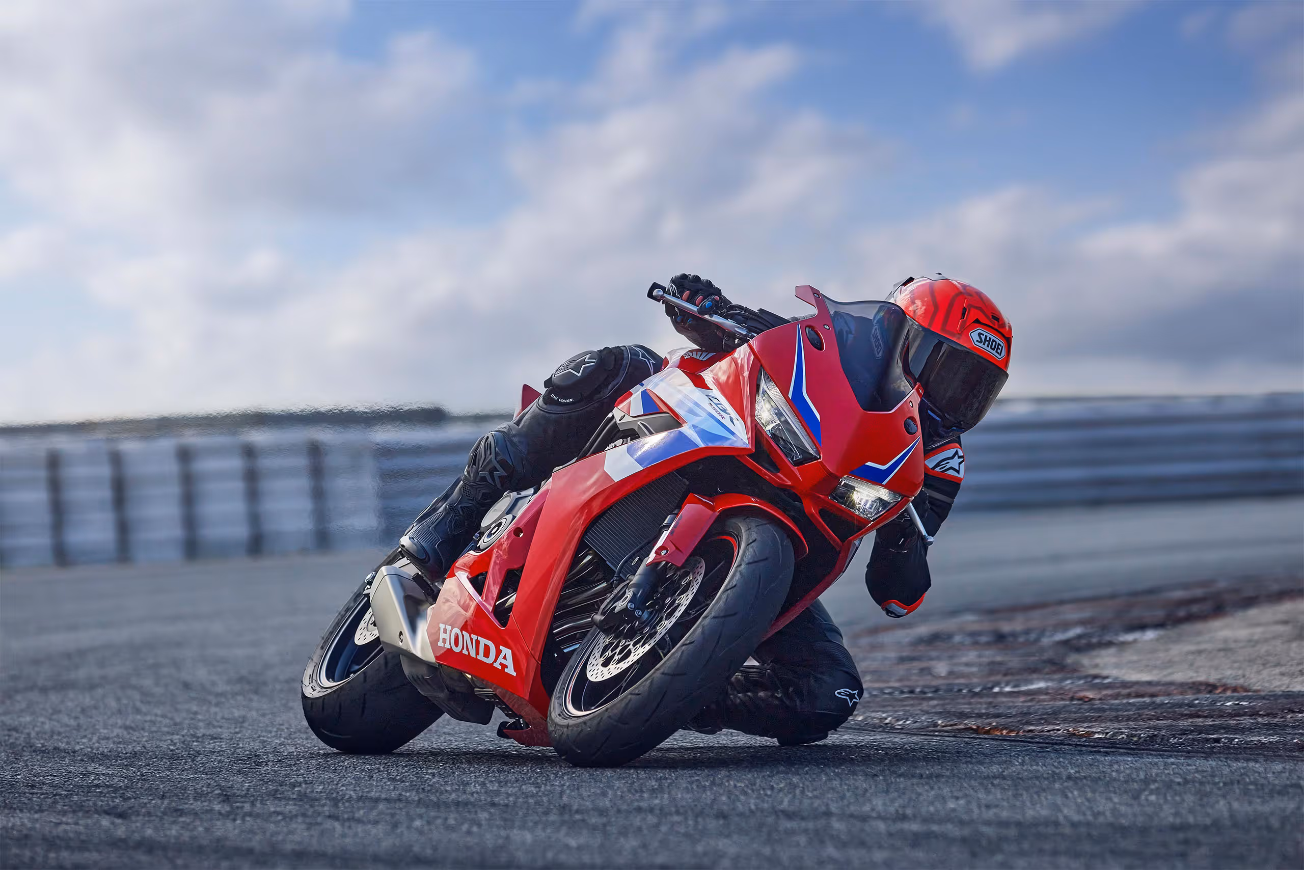 CBR 650R detalhe do painel digital