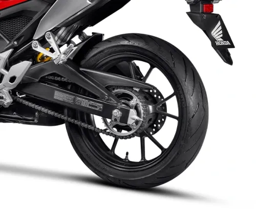 Detalhe da suspensão Honda CB 300F Twister CBS