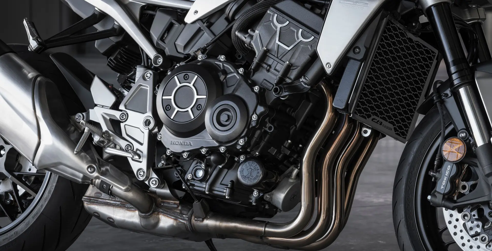 Motor 4 cilindros CB 1000R Neo Sports Café