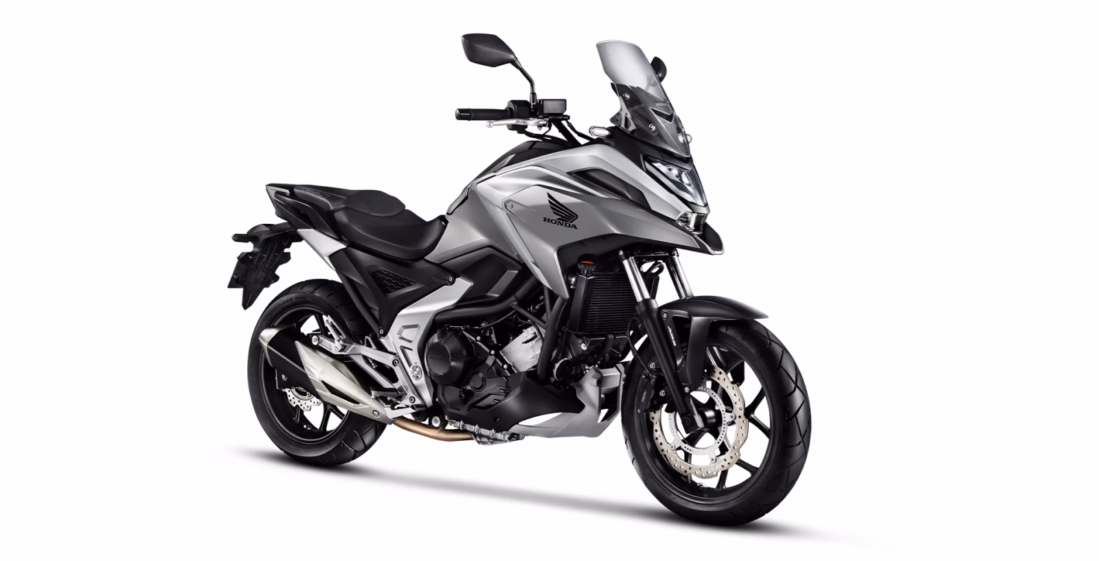 NC 750X vista 3/4 frente cor prata - 3 de 9