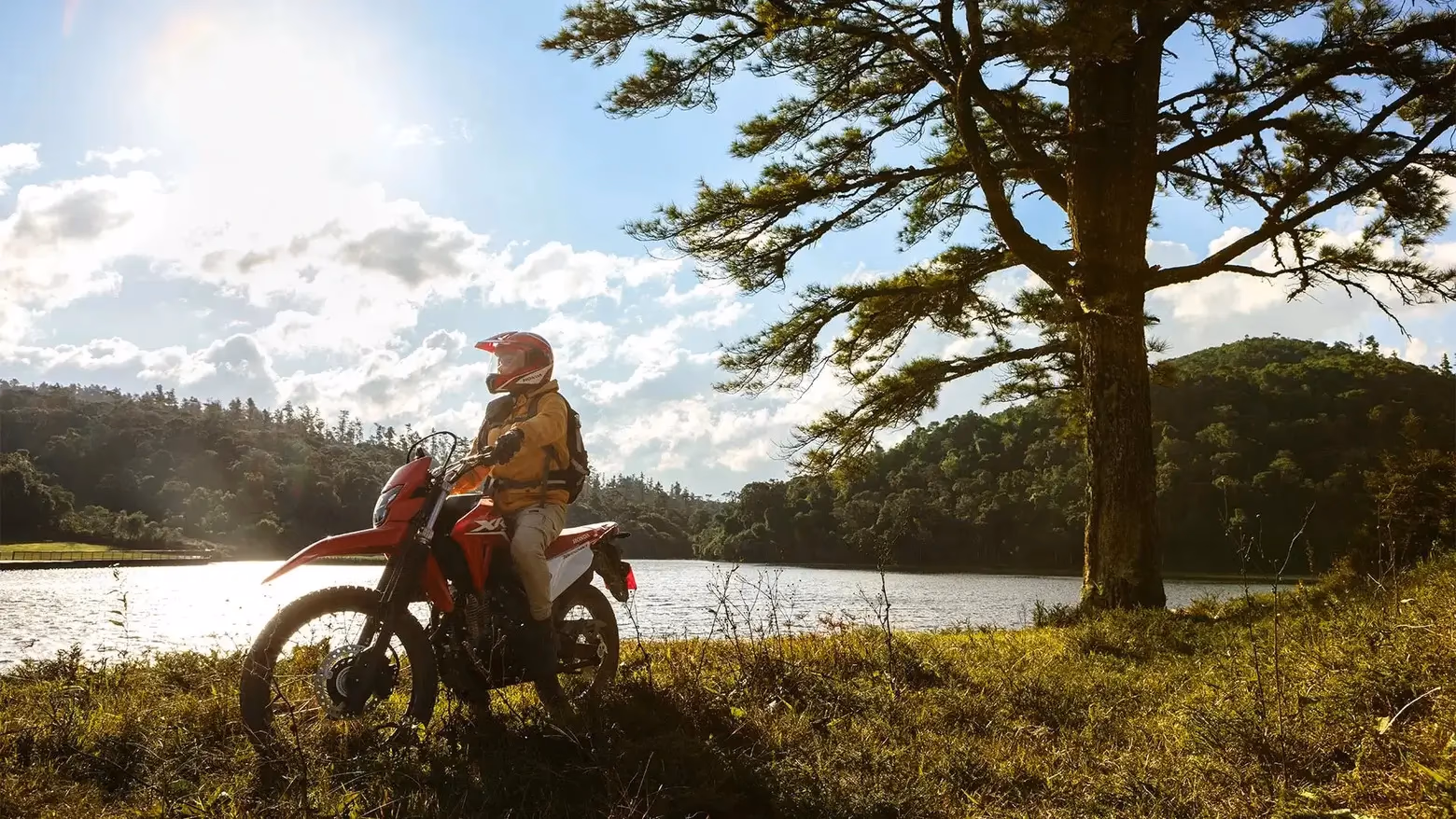 XR 300L Tornado ângulo lateral - 1 de 22