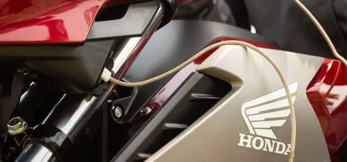 Entrada USB-C CG 160 Titan