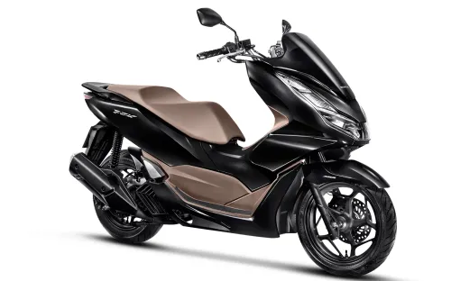 PCX destaque para design e linhas marcantes