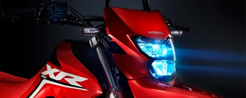 Farol LED da XR 300L Tornado
